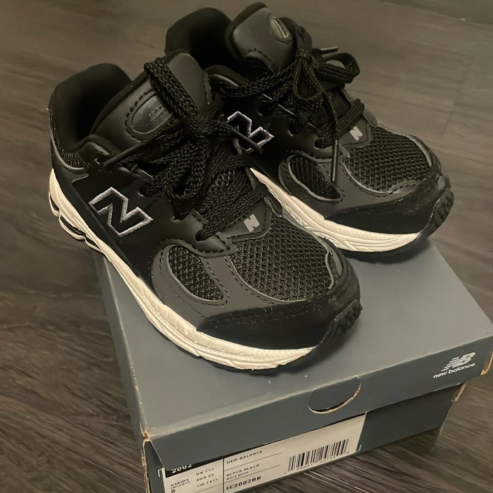 Toddler Size 8 Black New Balance 2002R